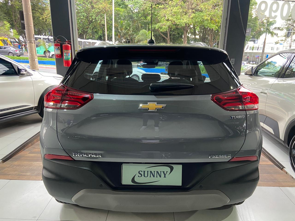 Chevrolet Tracker Cinza