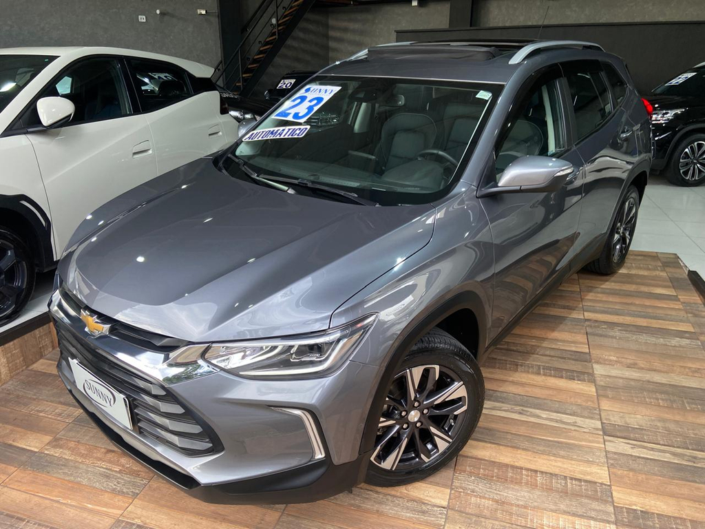 Chevrolet Tracker Cinza