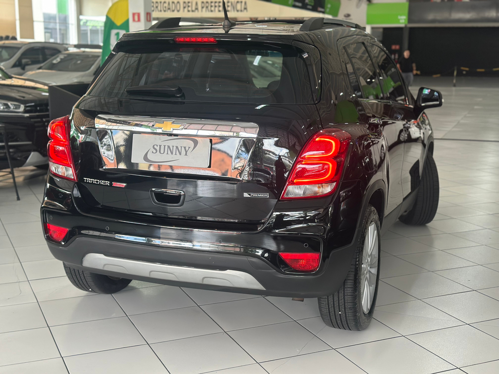 Chevrolet Tracker Preto