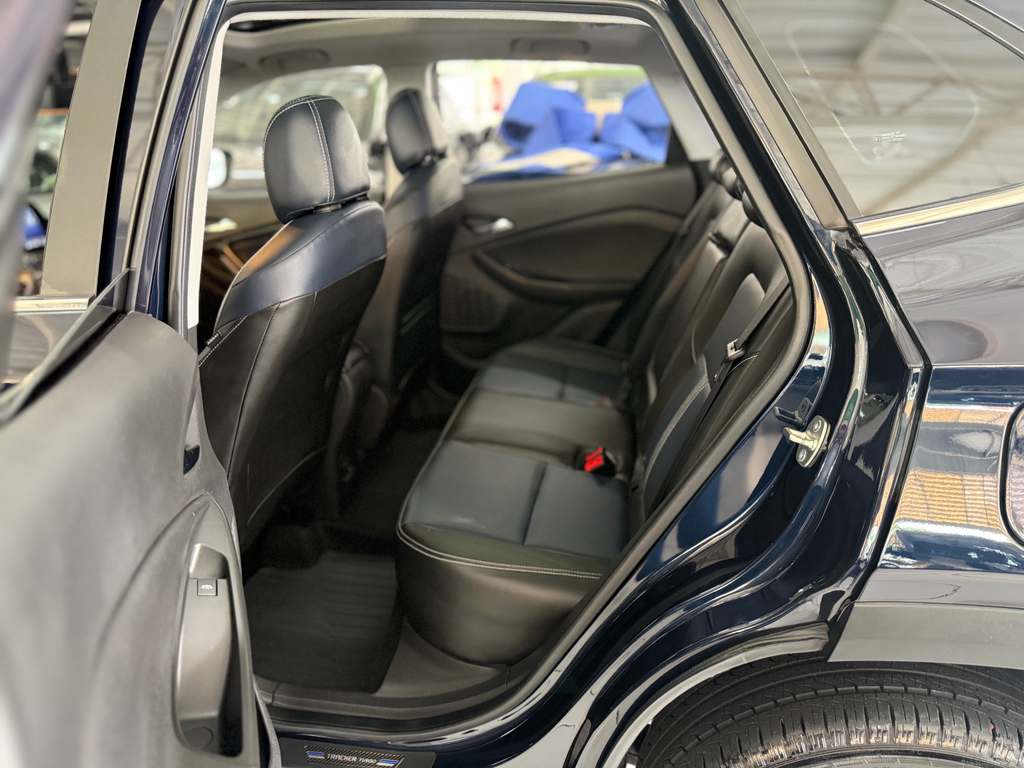 Chevrolet Tracker Azul