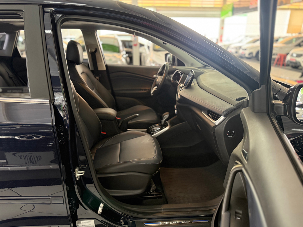 Chevrolet Tracker Azul