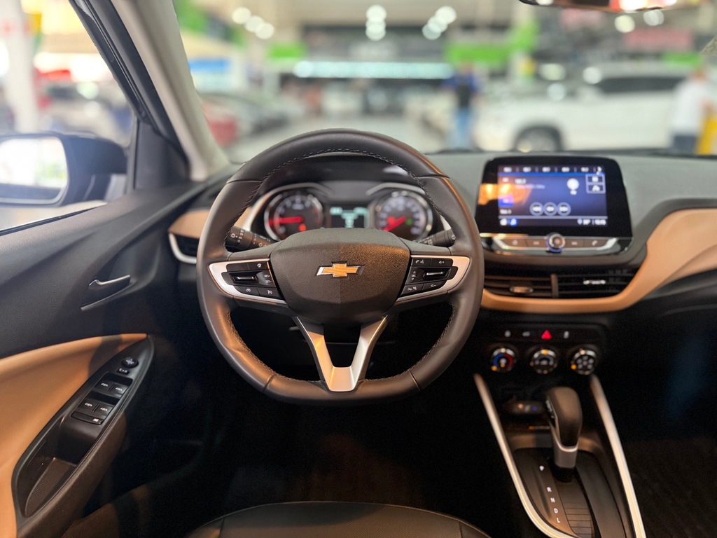 Chevrolet Onix Preto