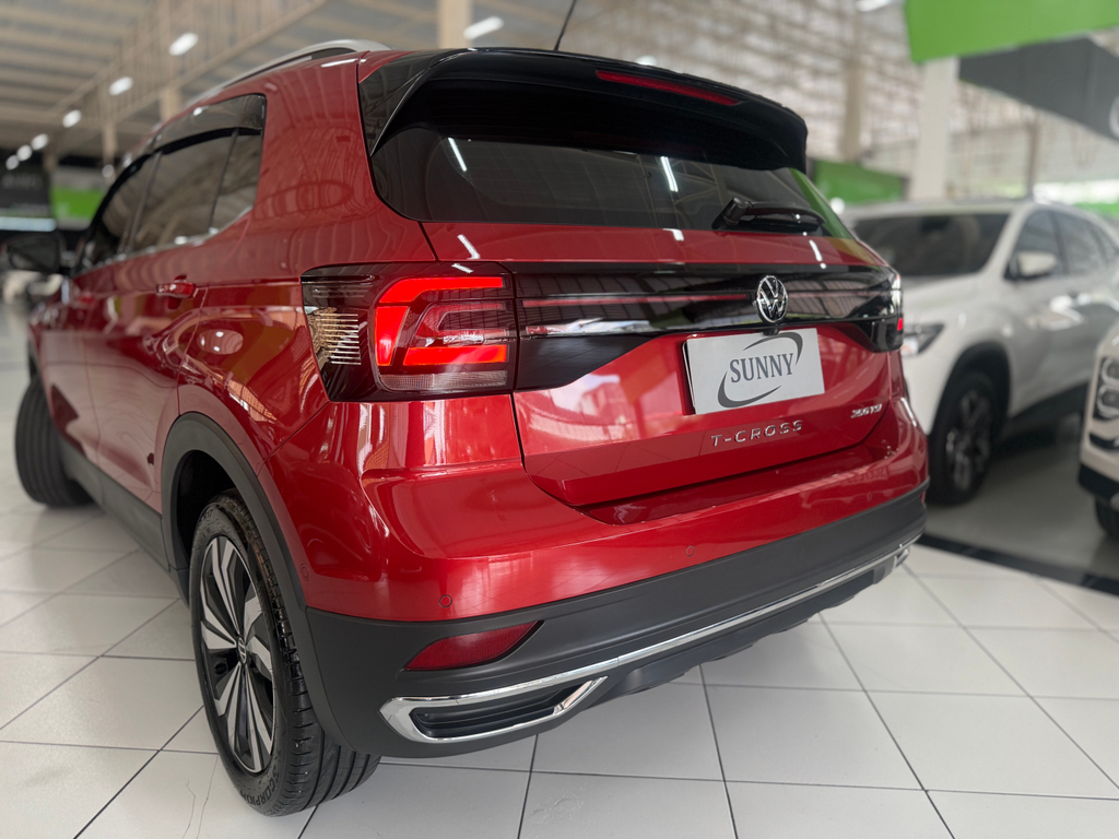 Volkswagen T-Cross Vermelho