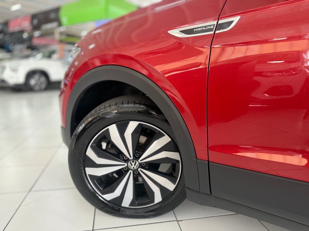 Volkswagen T-Cross Vermelho