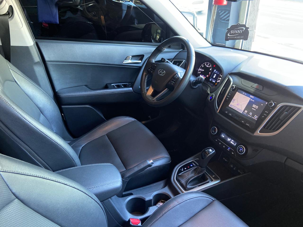 Hyundai Creta Preto