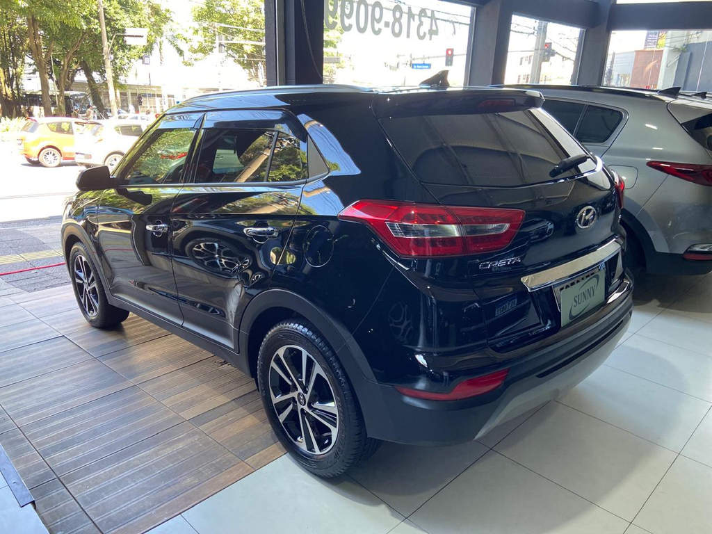 Hyundai Creta Preto