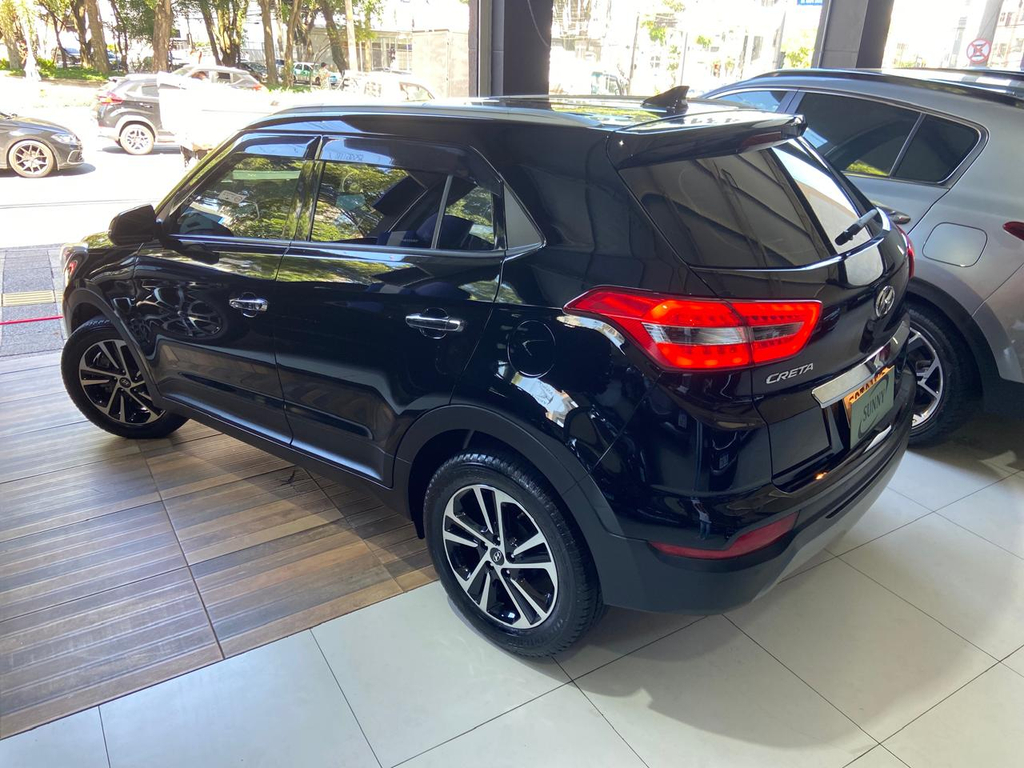 Hyundai Creta Preto