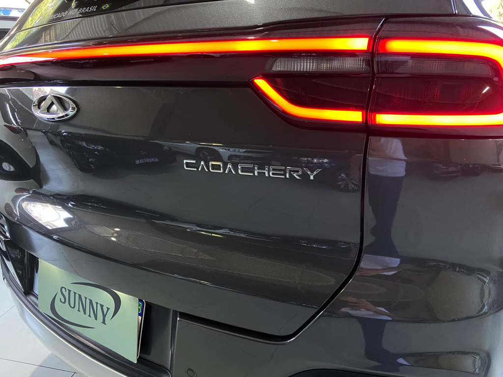 Chery Tiggo 8 Cinza