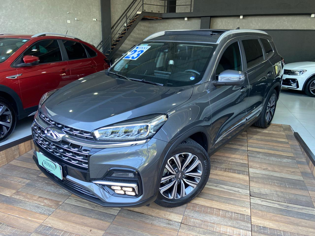Chery Tiggo 8 Cinza