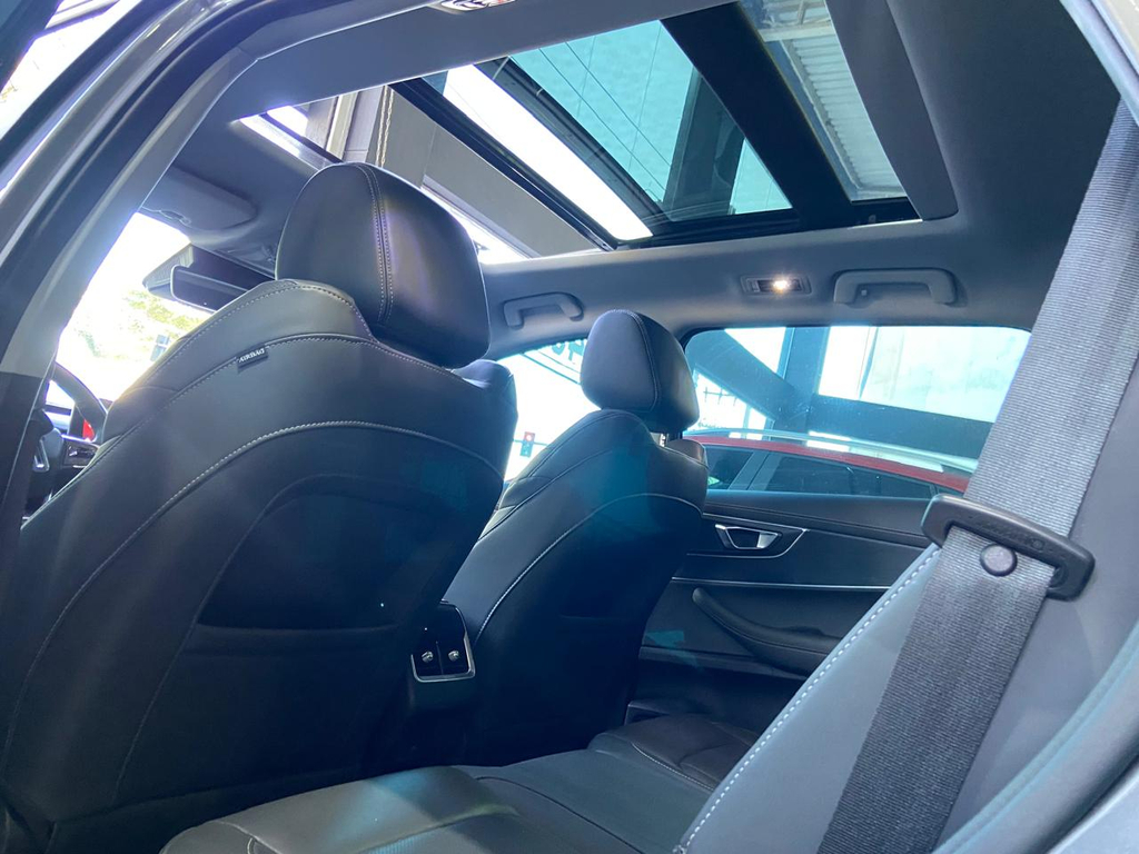 Chery Tiggo 8 Cinza