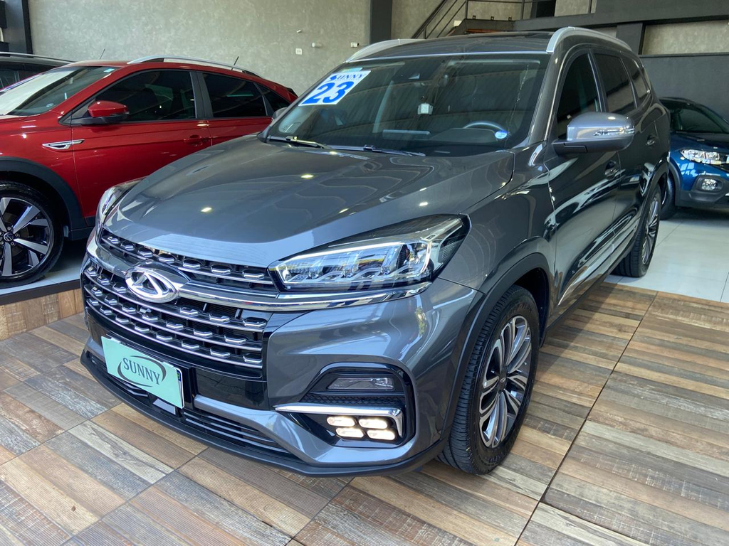 Chery Tiggo 8 Cinza