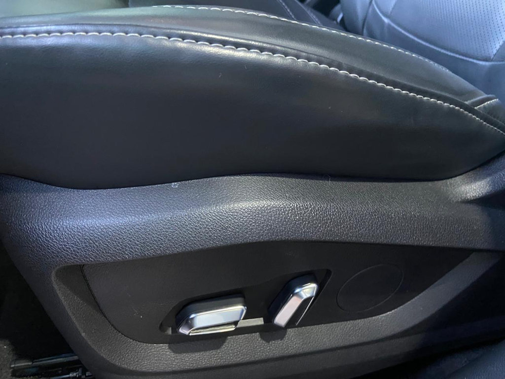 Chery Tiggo 8 Cinza