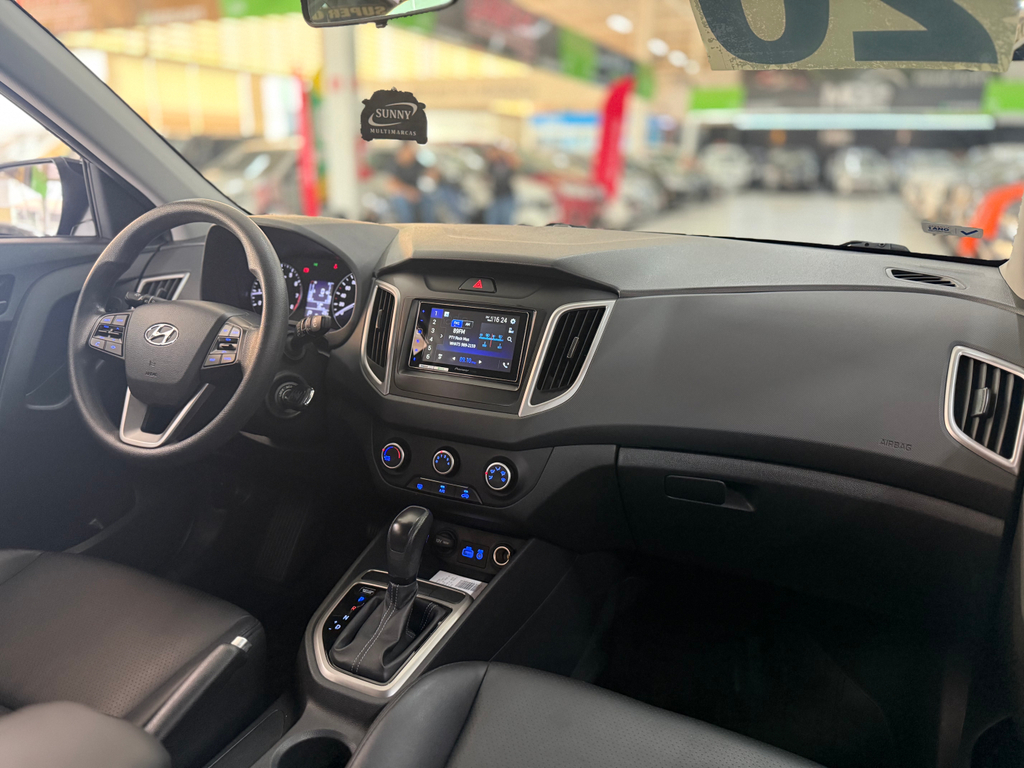 Hyundai Creta Preto