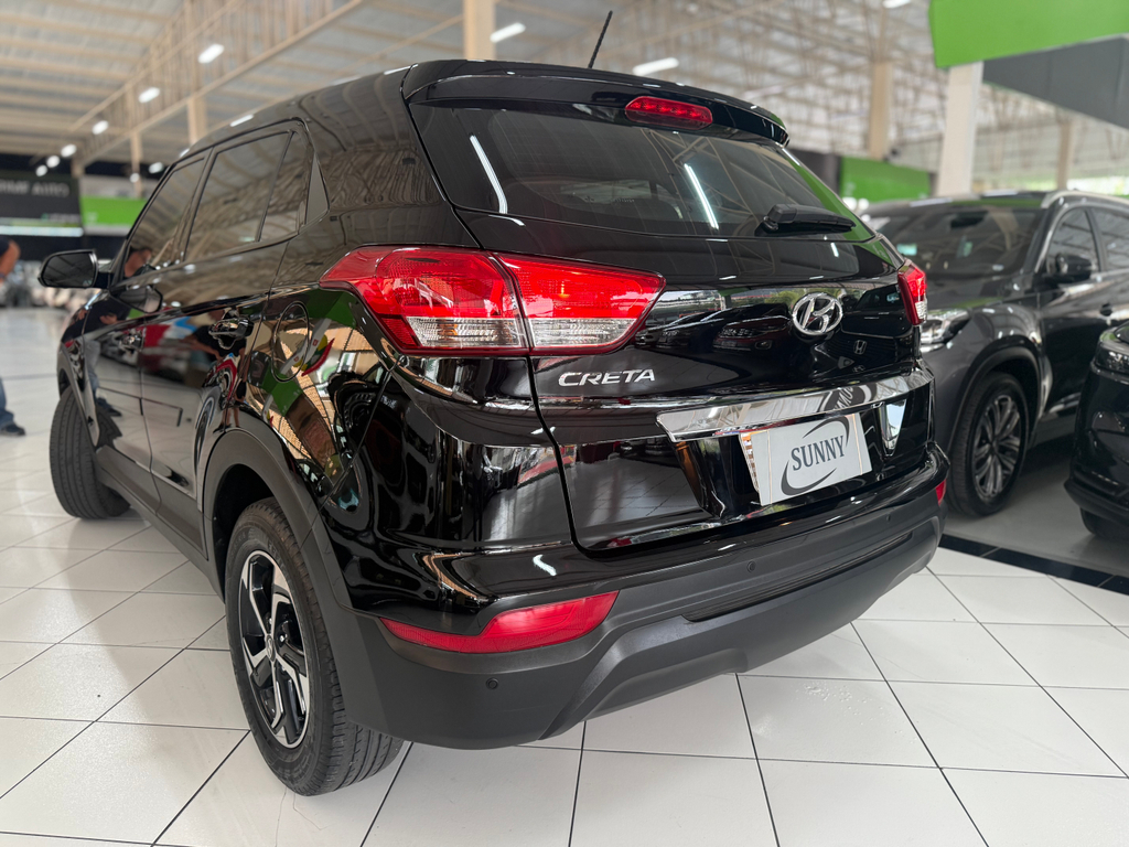Hyundai Creta Preto