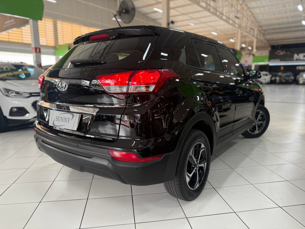 Hyundai Creta Preto