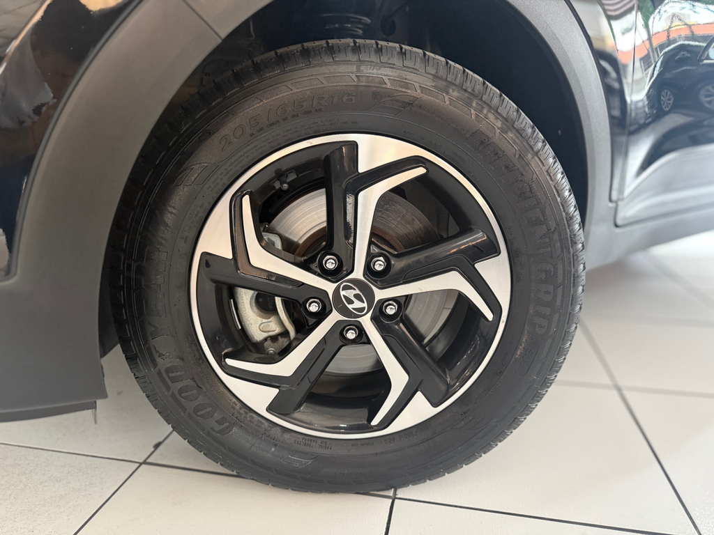 Hyundai Creta Preto