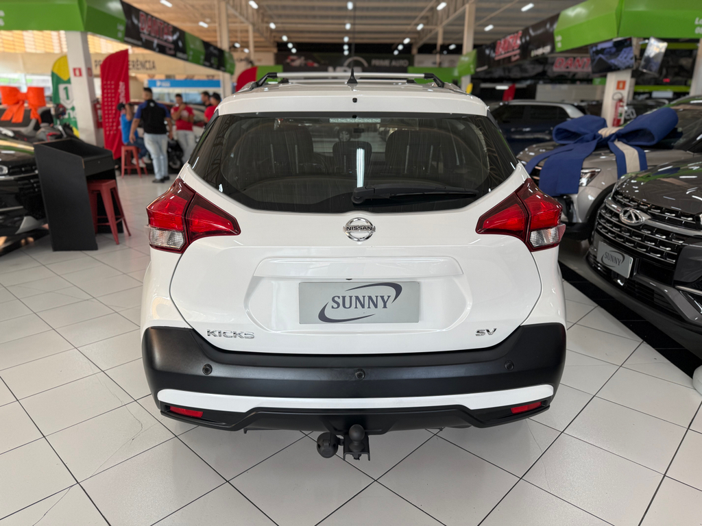 Nissan Kicks Branco