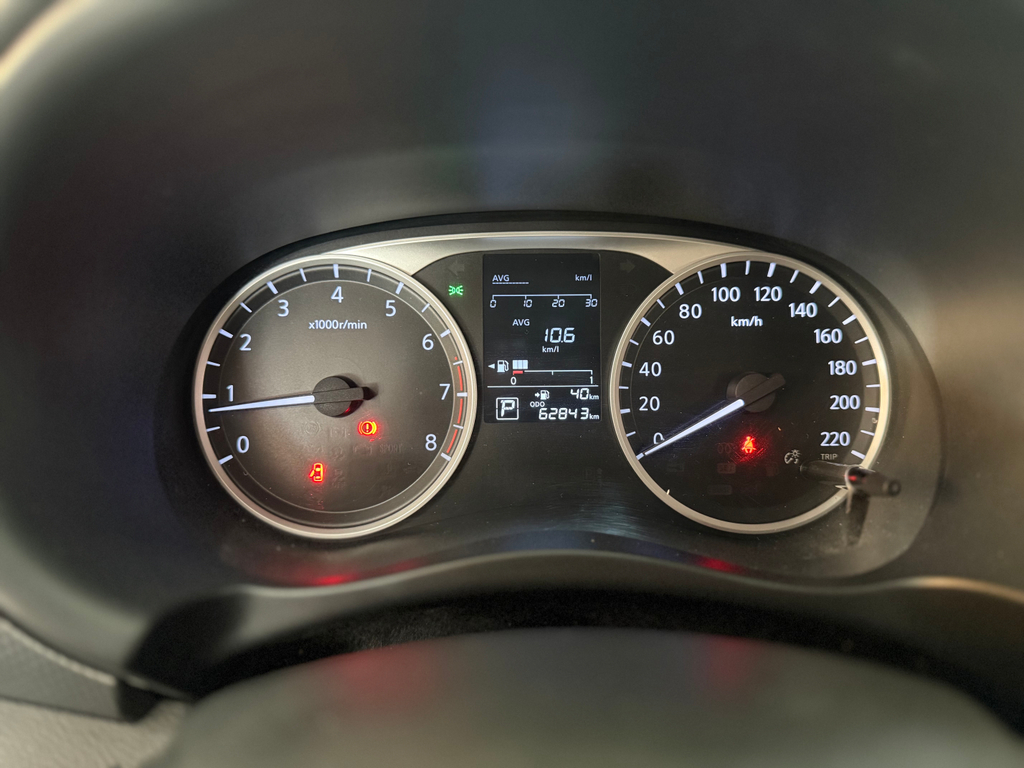 Nissan Kicks Branco