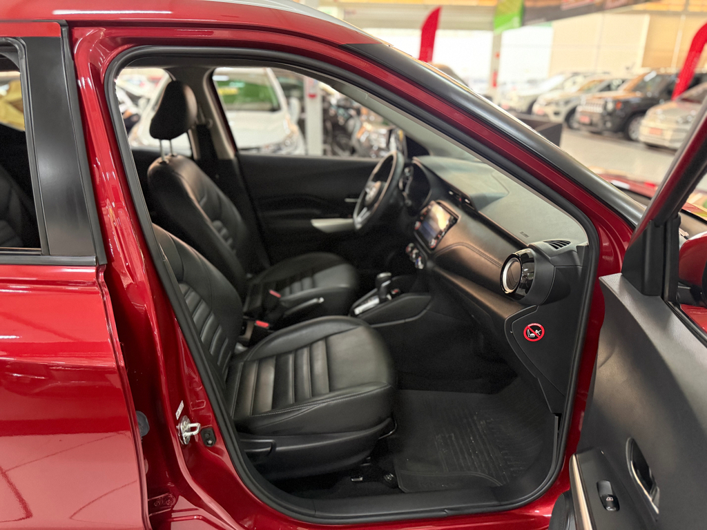 Nissan Kicks Vinho