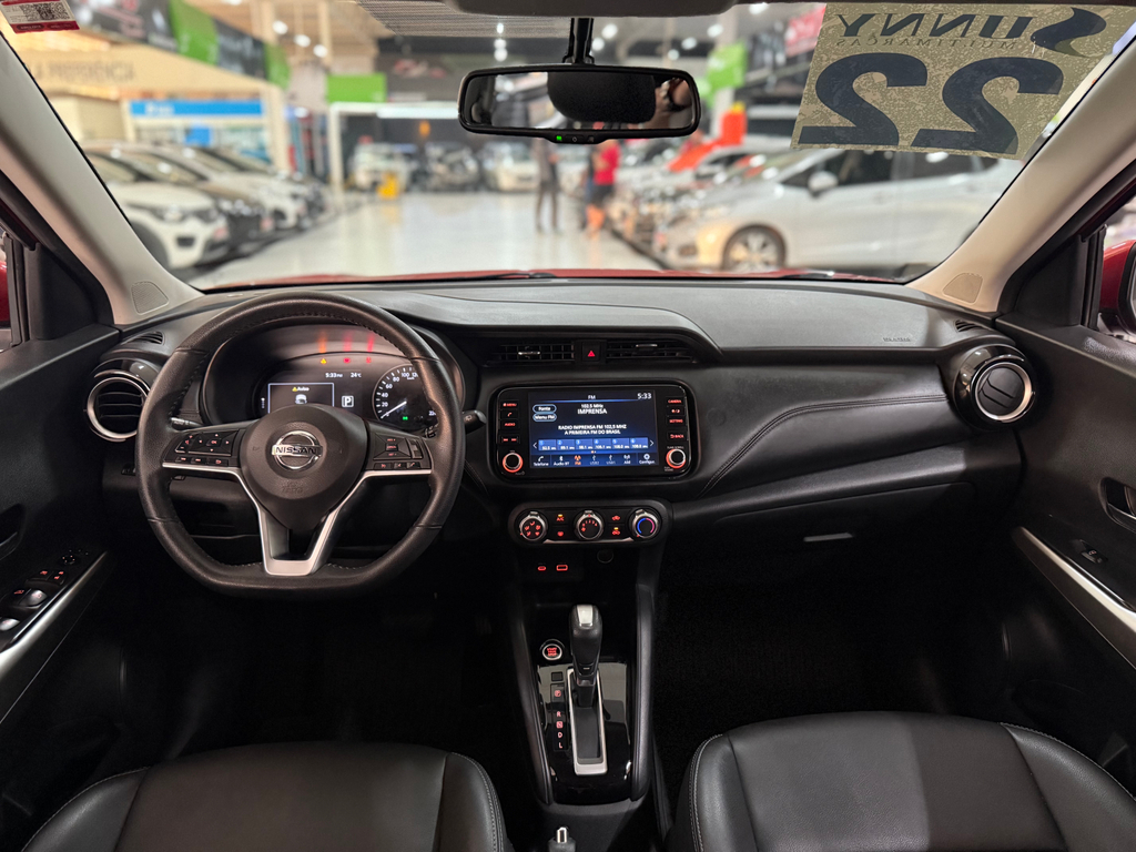 Nissan Kicks Vinho