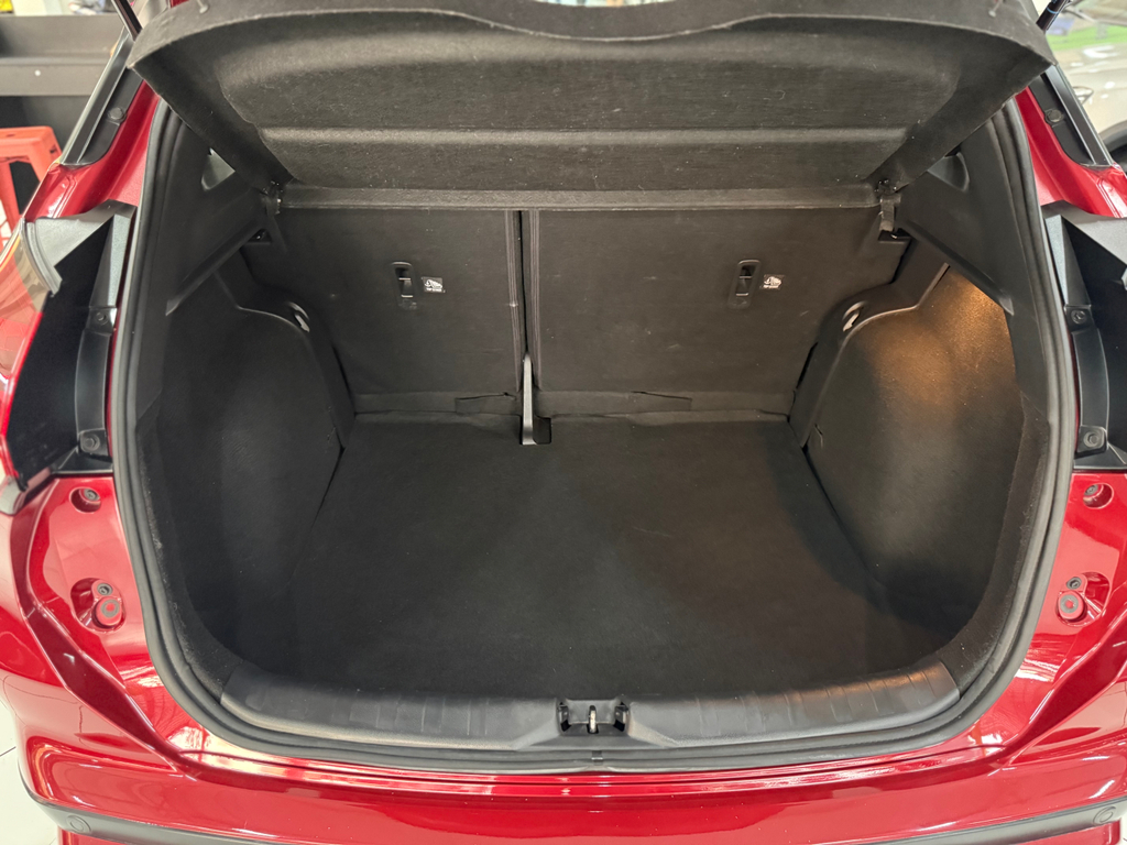 Nissan Kicks Vinho