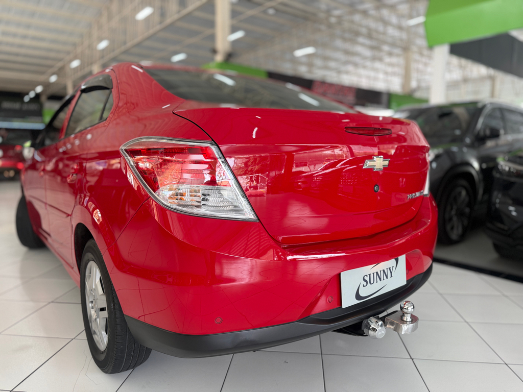 Chevrolet Prisma Vermelho