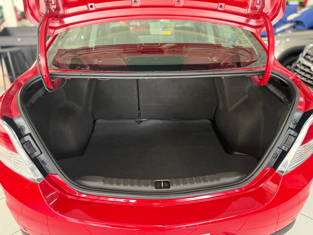 Chevrolet Prisma Vermelho