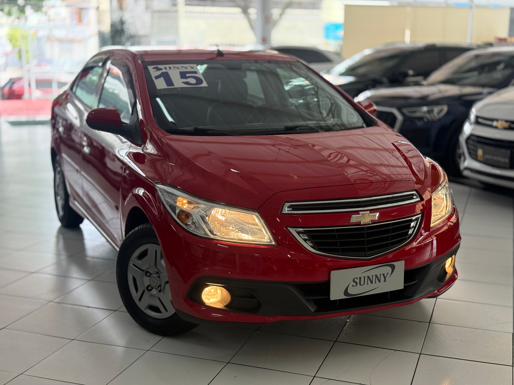 Chevrolet Prisma Vermelho