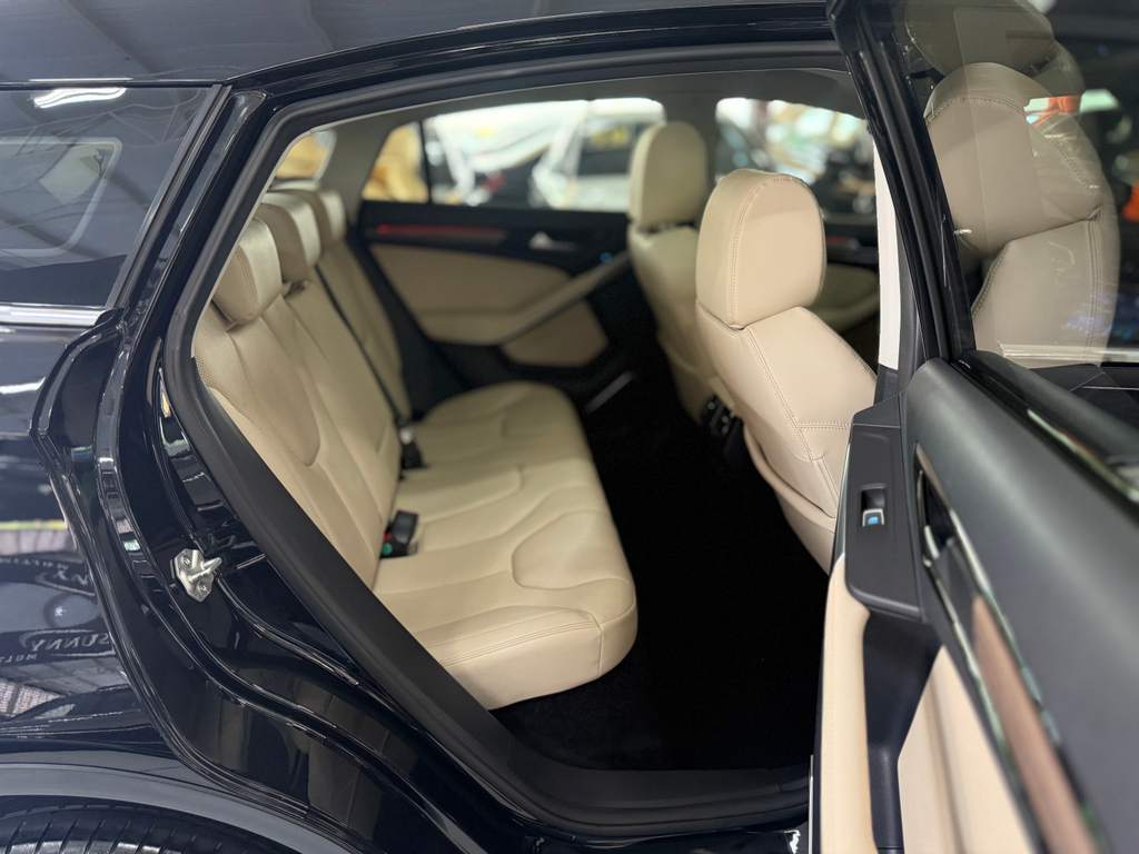 Ford TERRITORY Preto