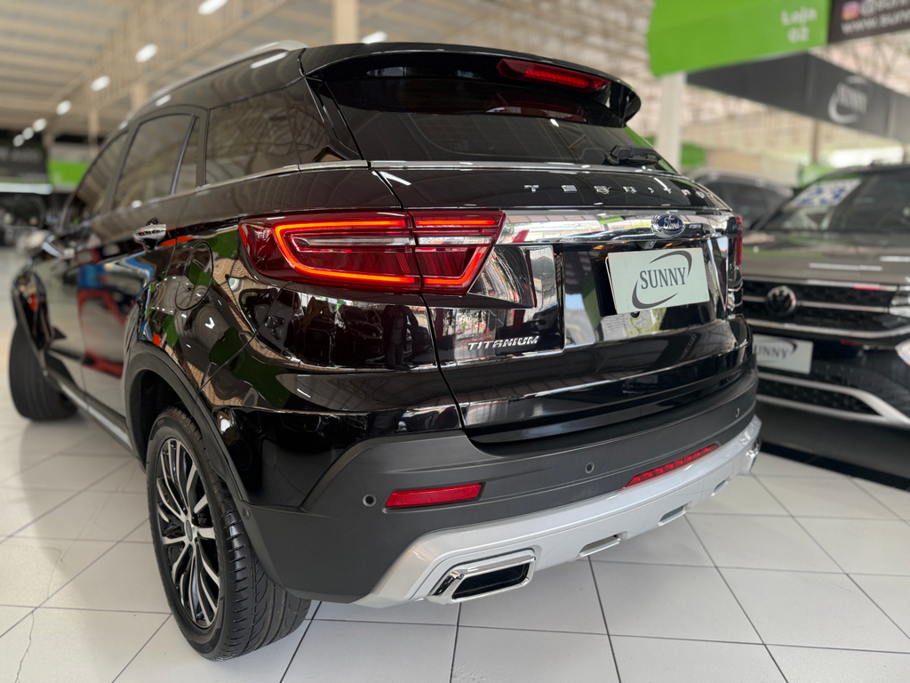 Ford TERRITORY Preto