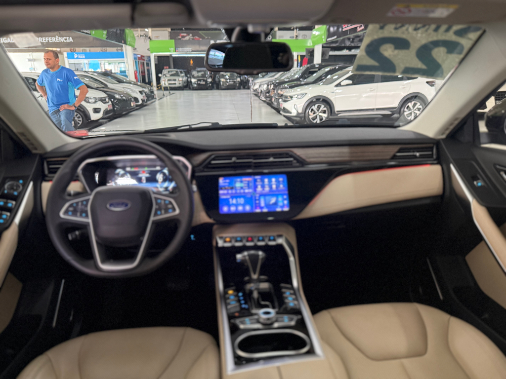 Ford TERRITORY Preto