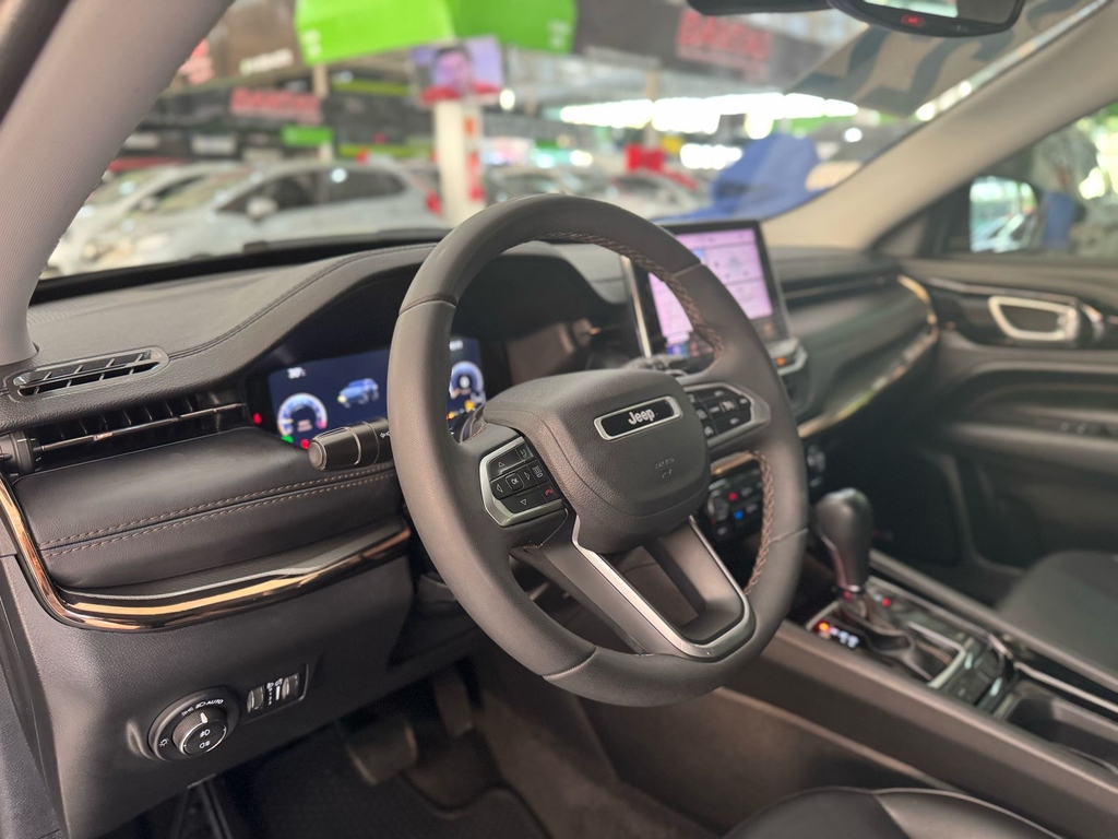 Jeep Compass Cinza