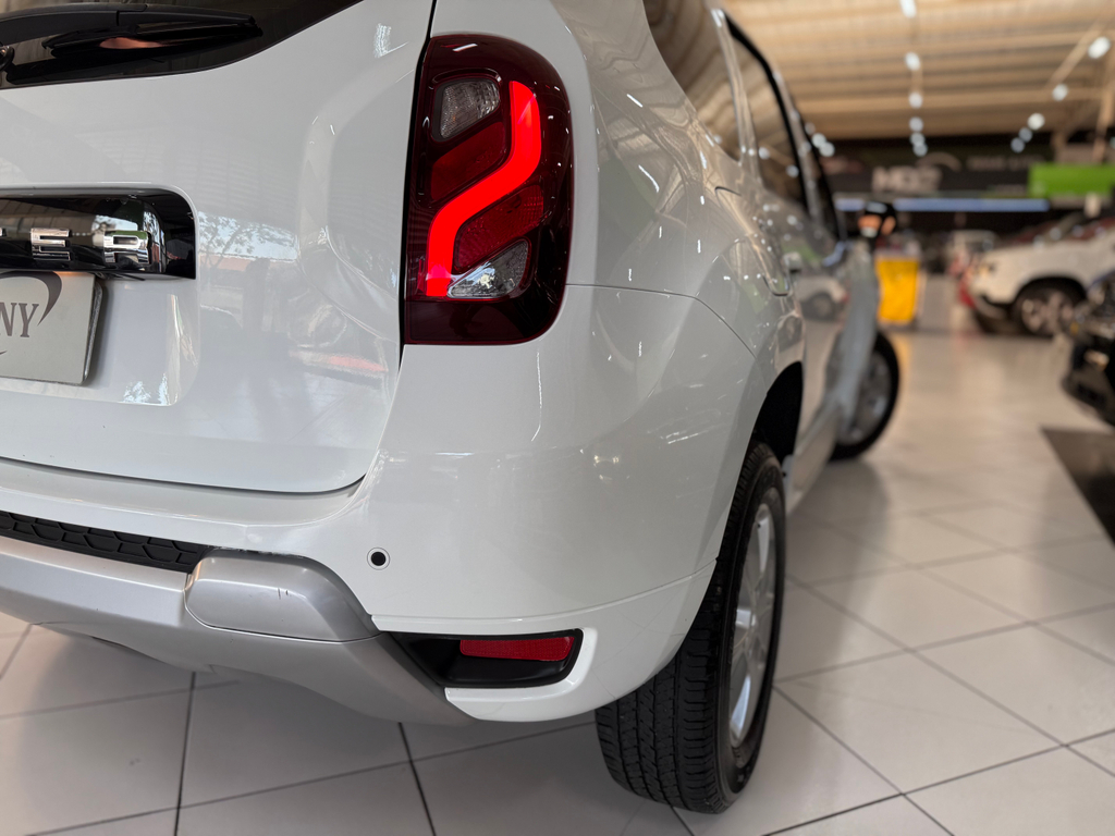 Renault Duster Branco