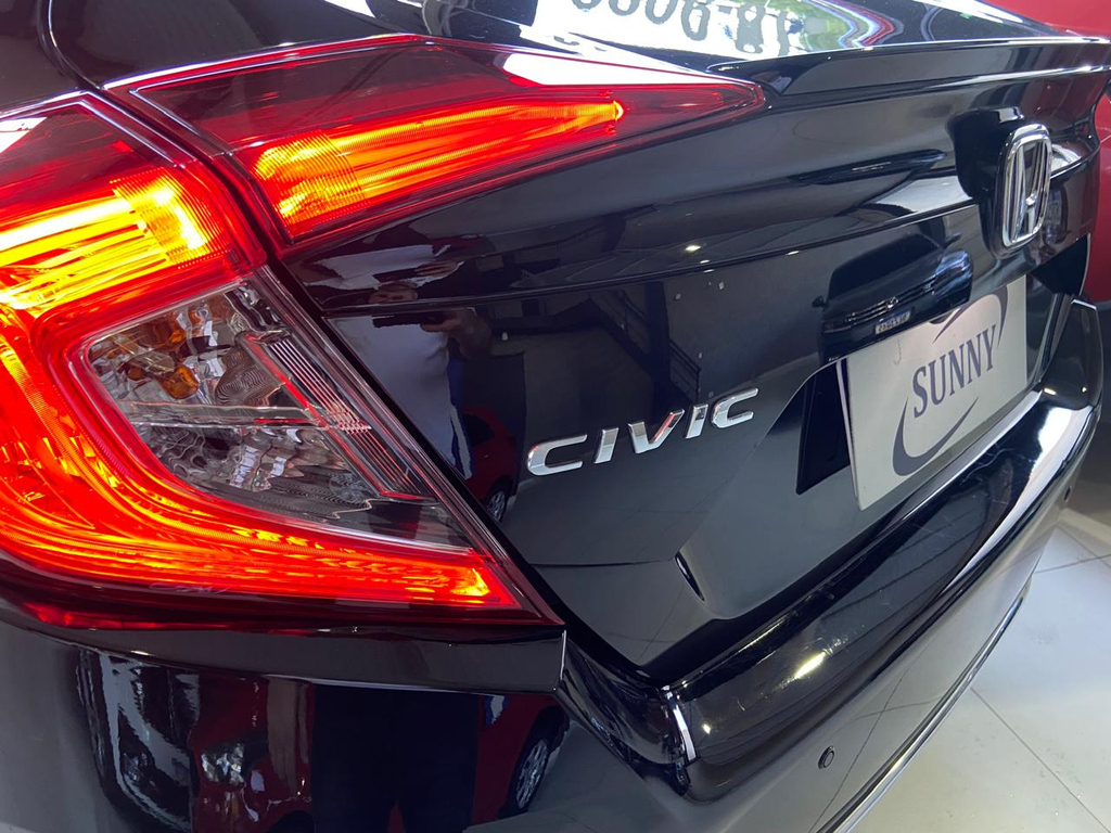 Honda Civic Preto