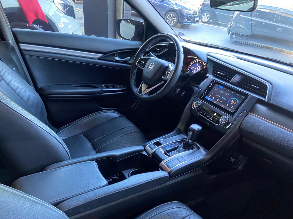 Honda Civic Preto