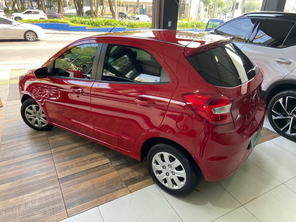 Ford Ka Vermelho