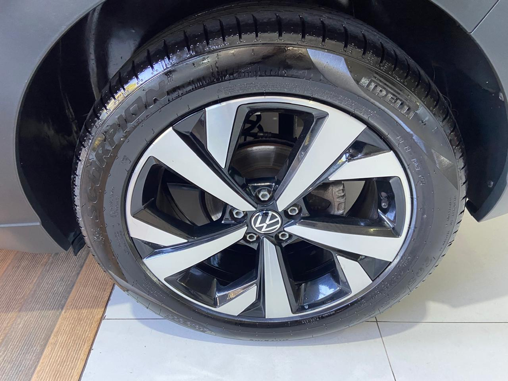 Volkswagen Nivus Vermelho