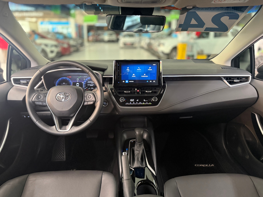Toyota Corolla Cinza