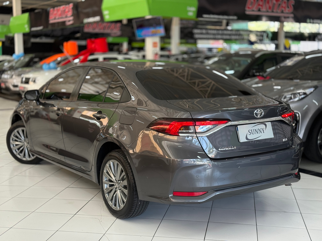 Toyota Corolla Cinza