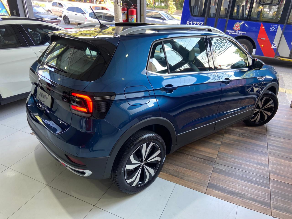 Volkswagen T-Cross Azul