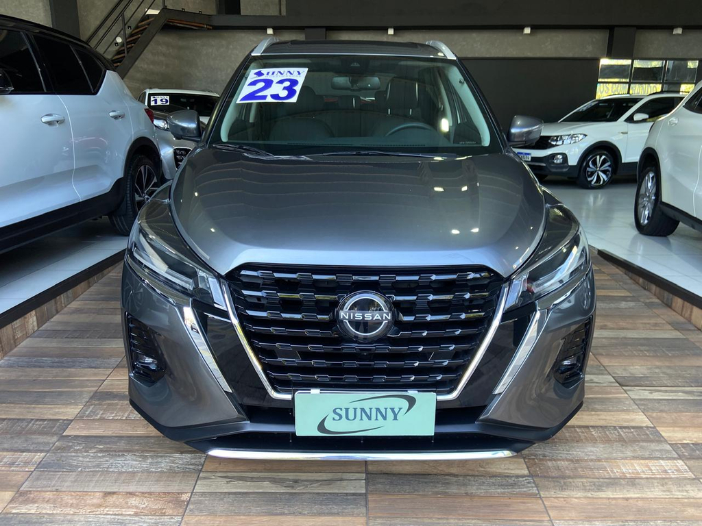 Nissan Kicks Cinza