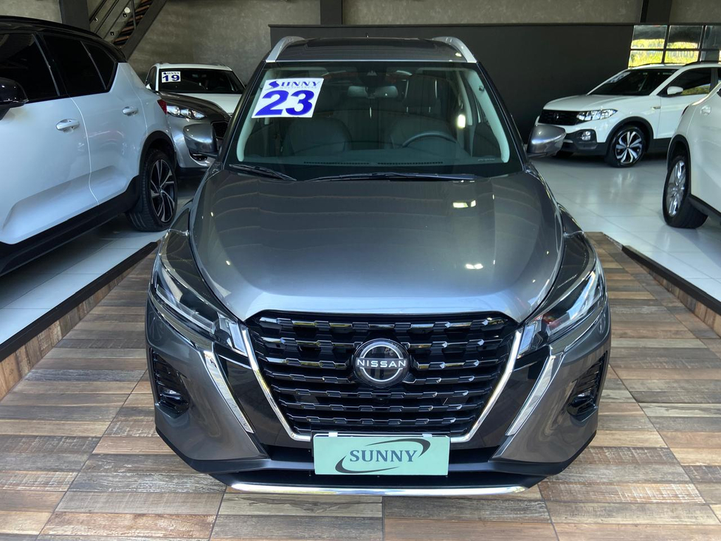 Nissan Kicks Cinza