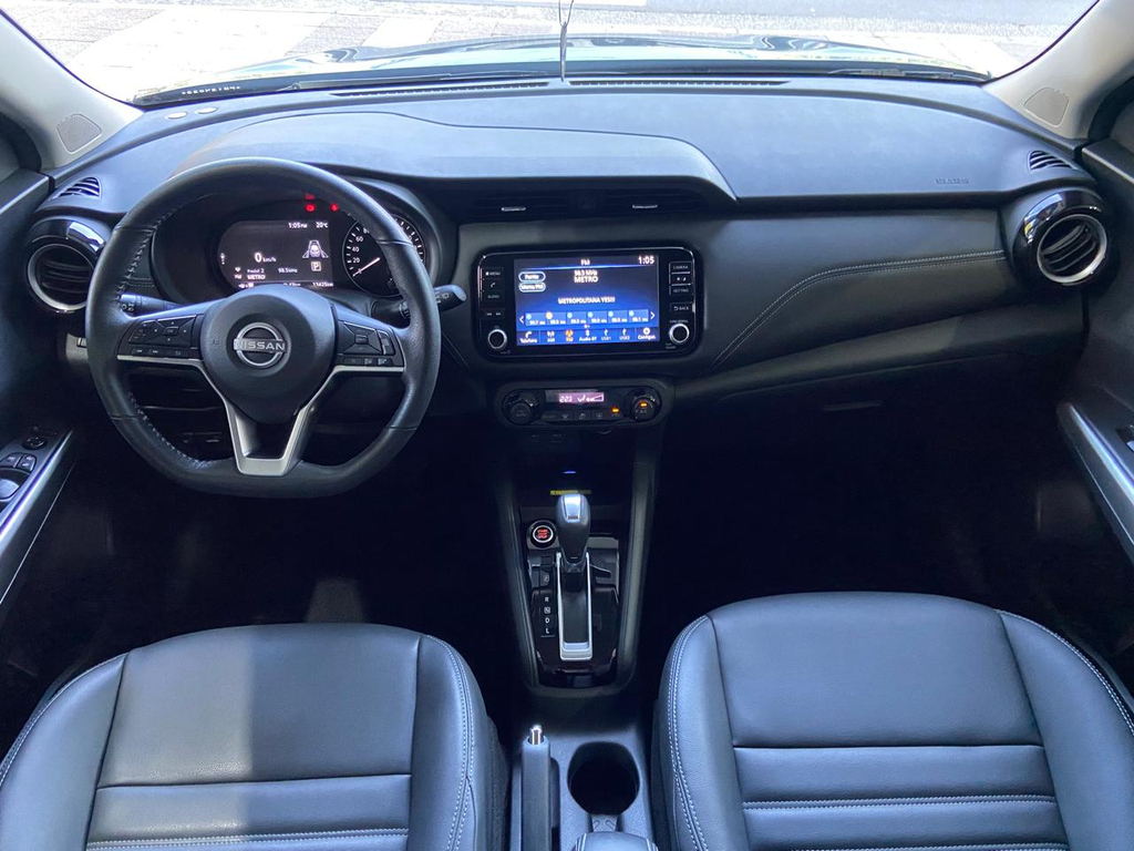 Nissan Kicks Cinza