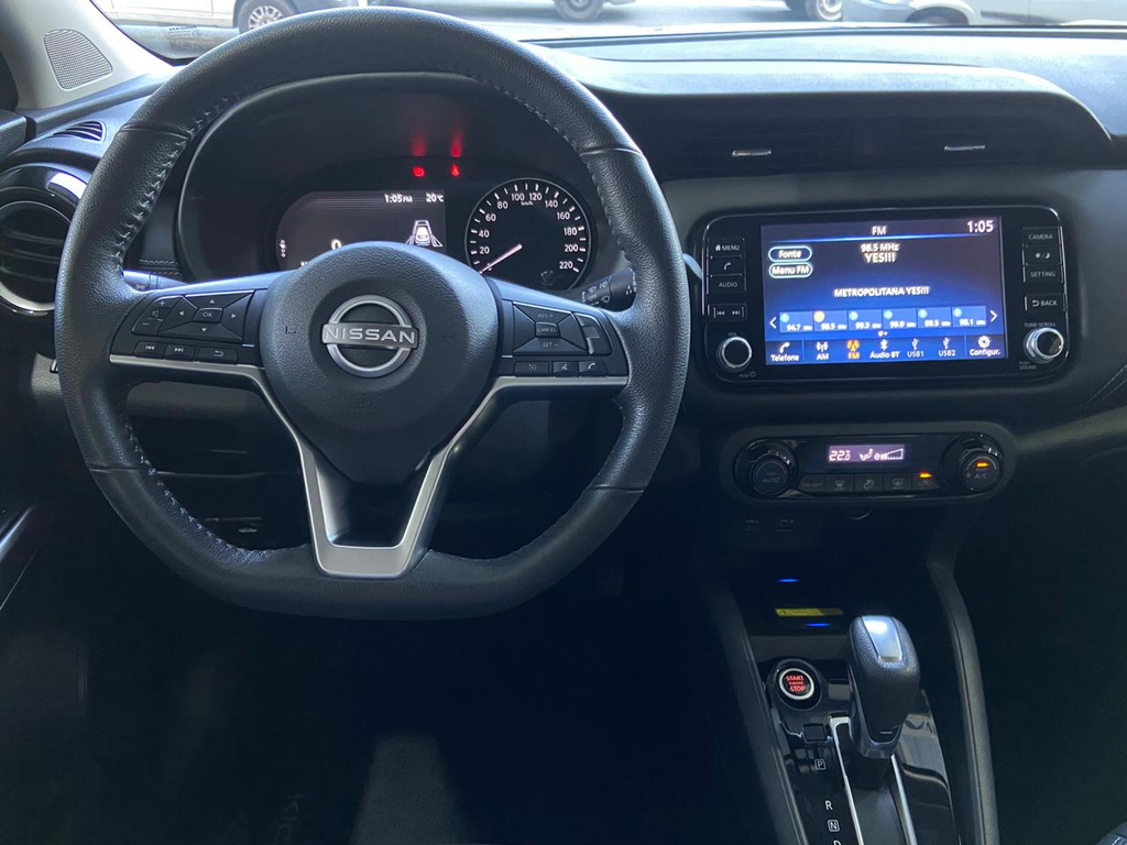 Nissan Kicks Cinza