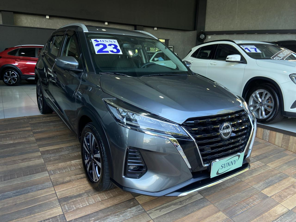 Nissan Kicks Cinza