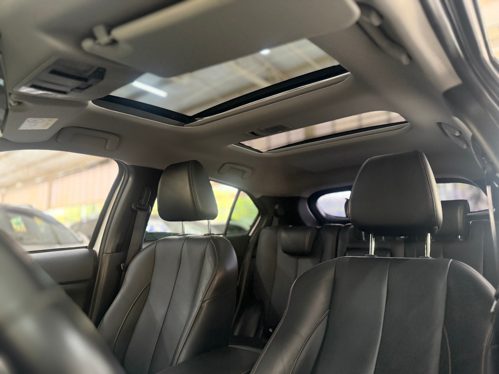 Mitsubishi Eclipse Cross Cinza