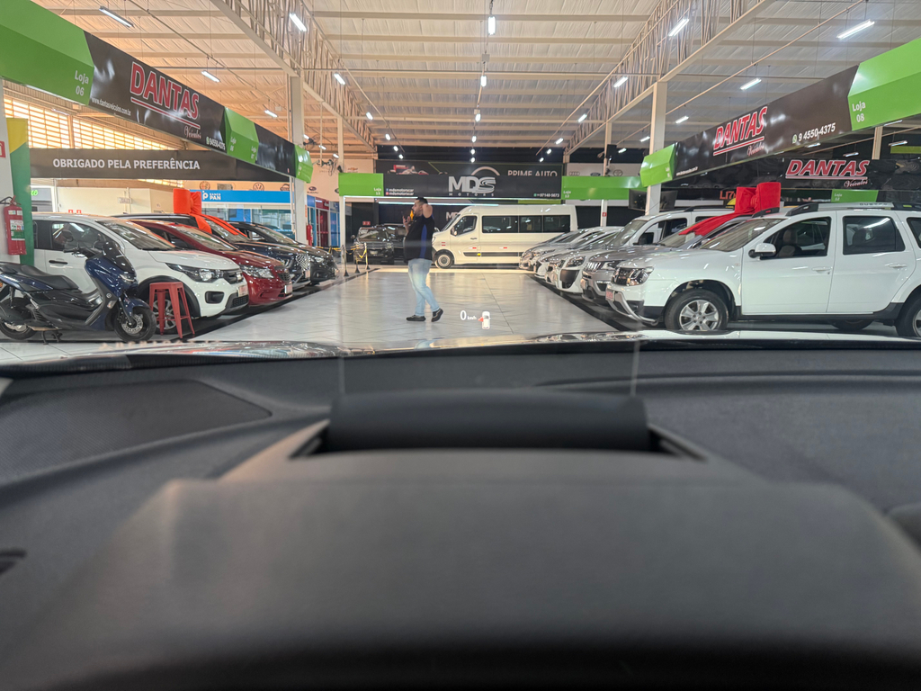 Mitsubishi Eclipse Cross Cinza