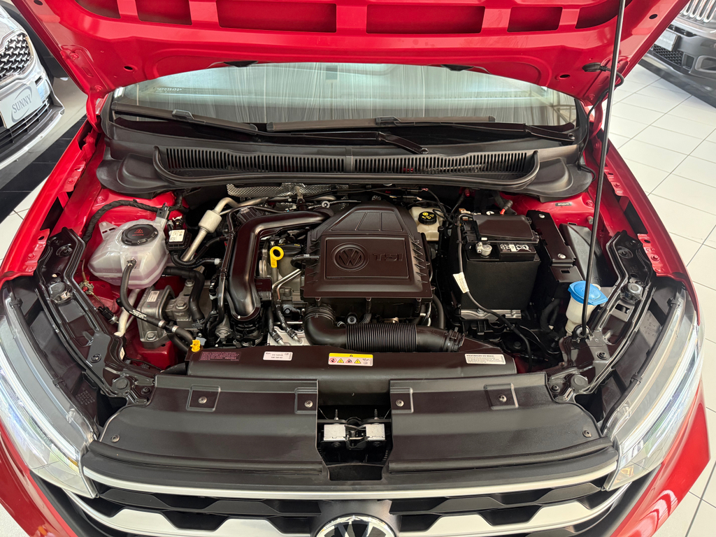 Volkswagen Nivus Vermelho