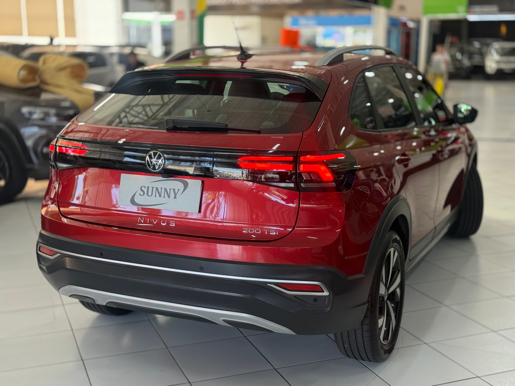 Volkswagen Nivus Vermelho