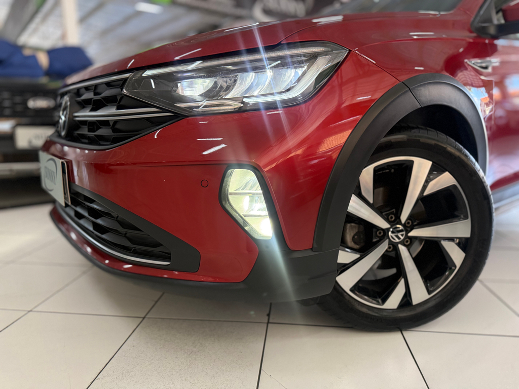 Volkswagen Nivus Vermelho
